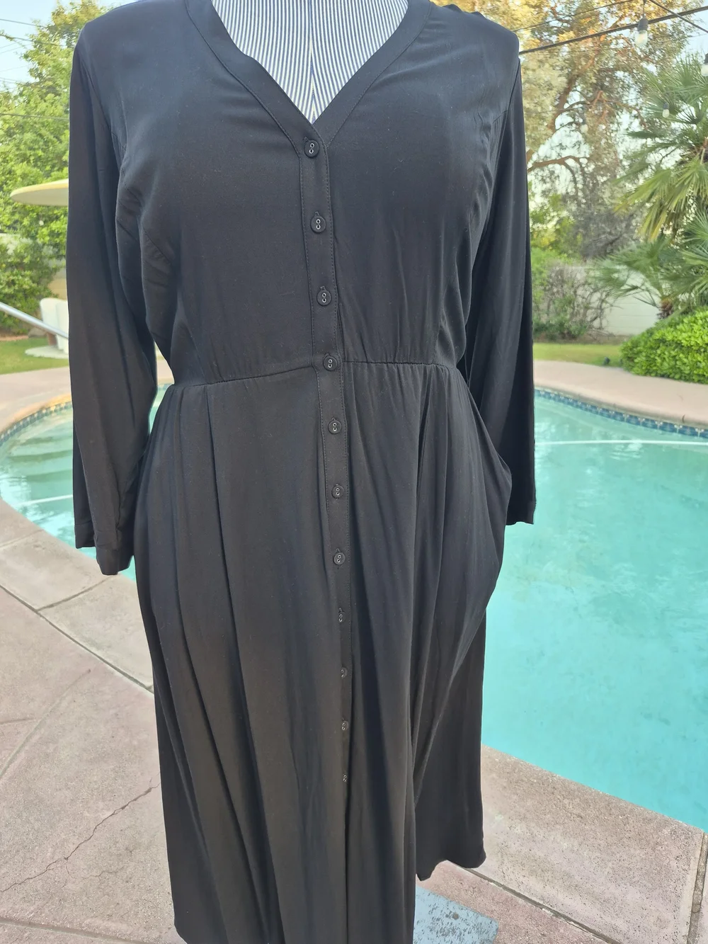 torrid Black Button-Front Midi Dress - Picture 4 of 6